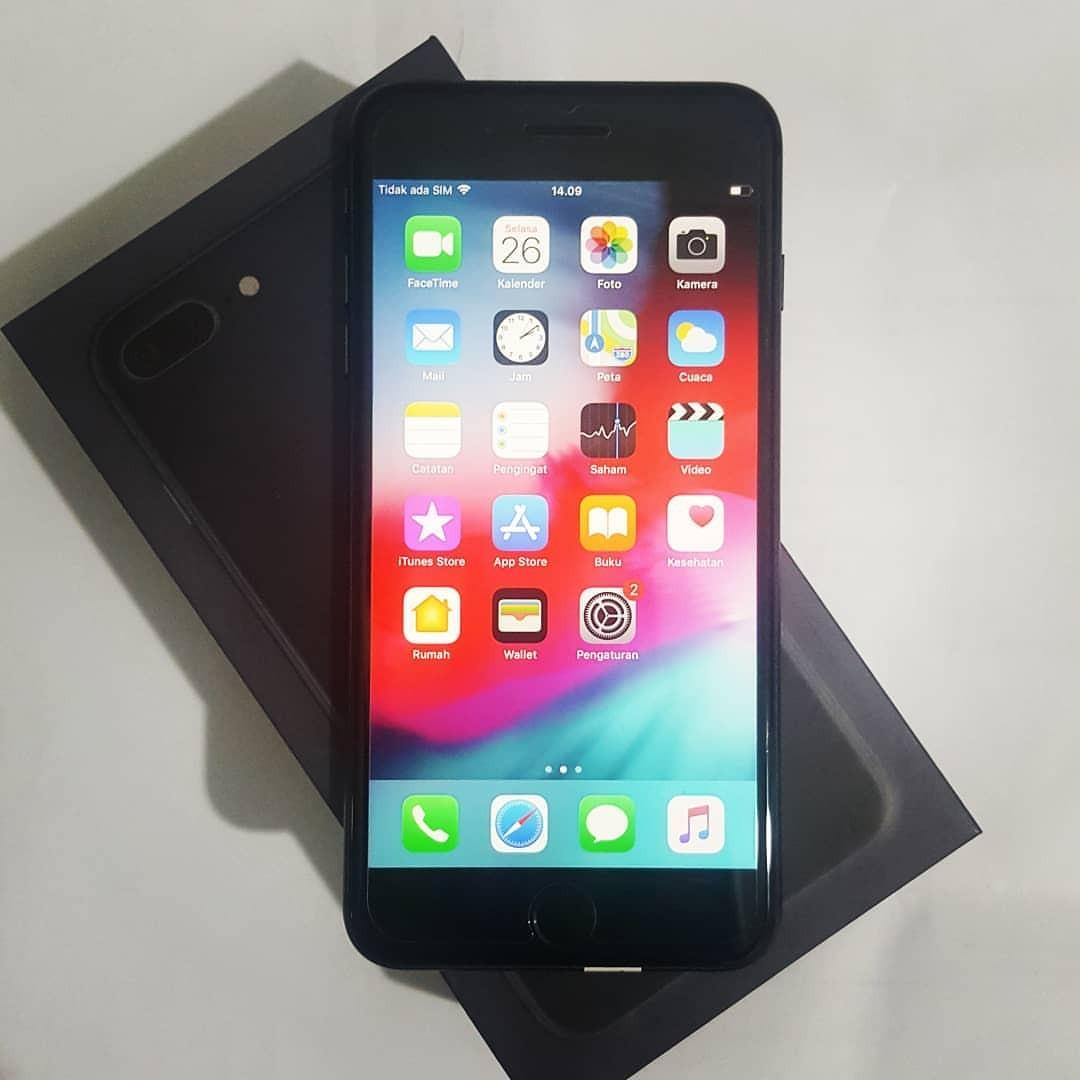 Iphone 8 Plus 64gb Space Grey Telepon Seluler Tablet Iphone Iphone 8 Series Di Carousell