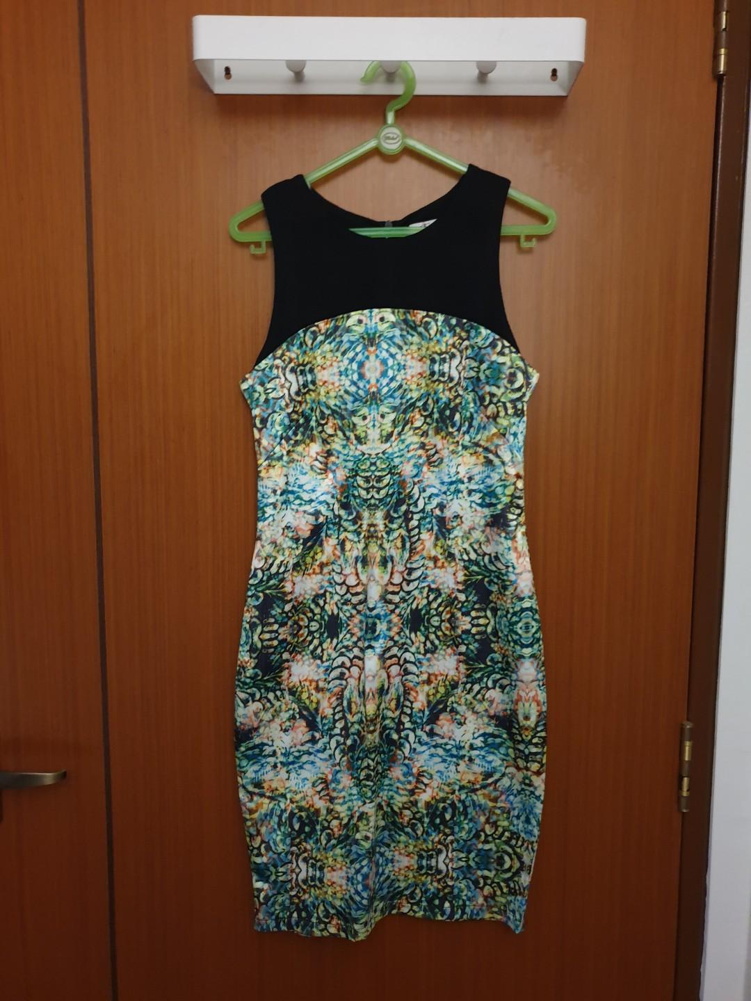Jaakin Abstract Print Bodycon Dress Xs Women S Fashion Clothes