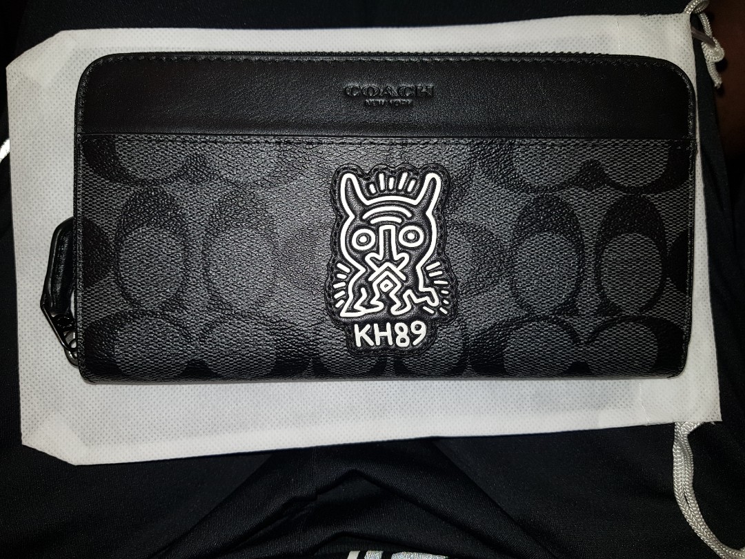 kh89 coach wallet