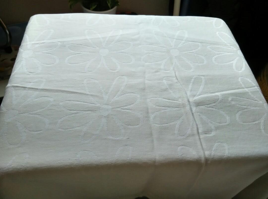 long table linens