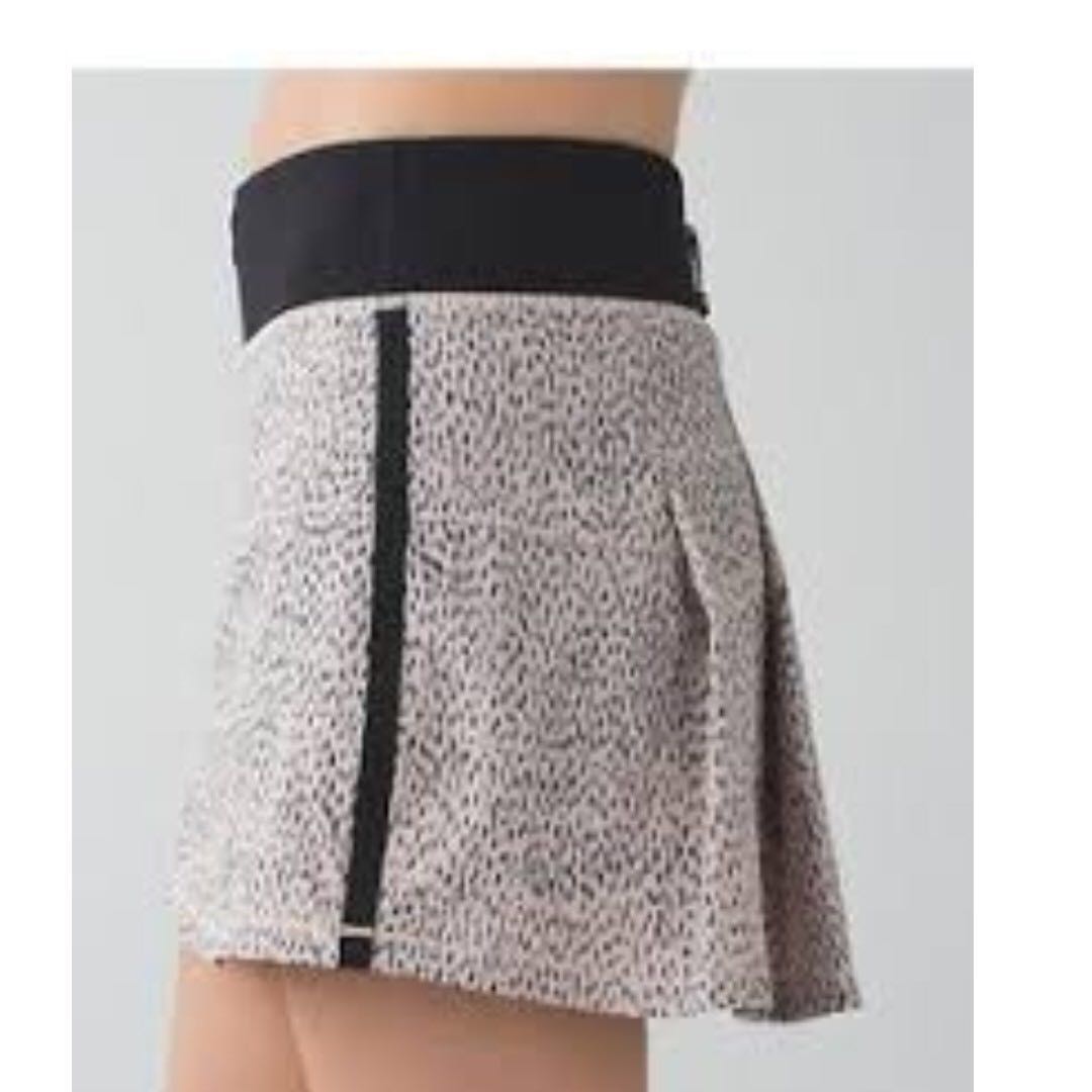 Lululemon Pace Rival Skirt Ii Size 2 Sports Sports Apparel On