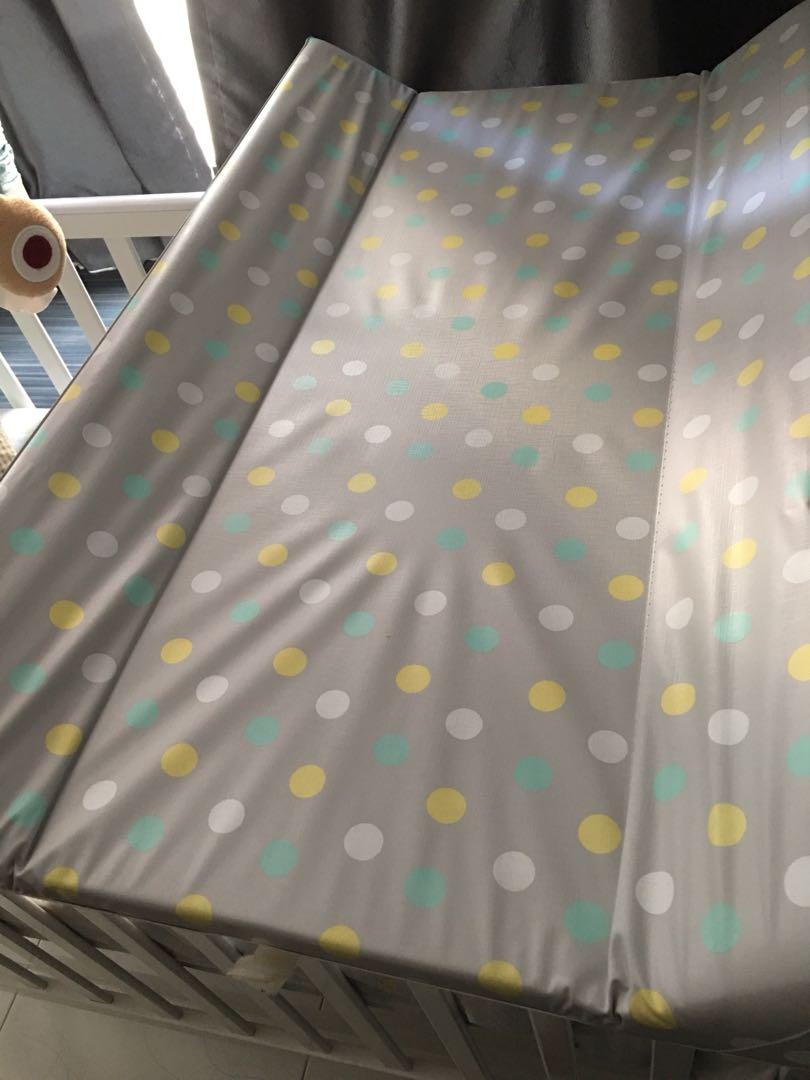 Mothercare Universal Cot top changer, Babies & Kids, Baby Nursery