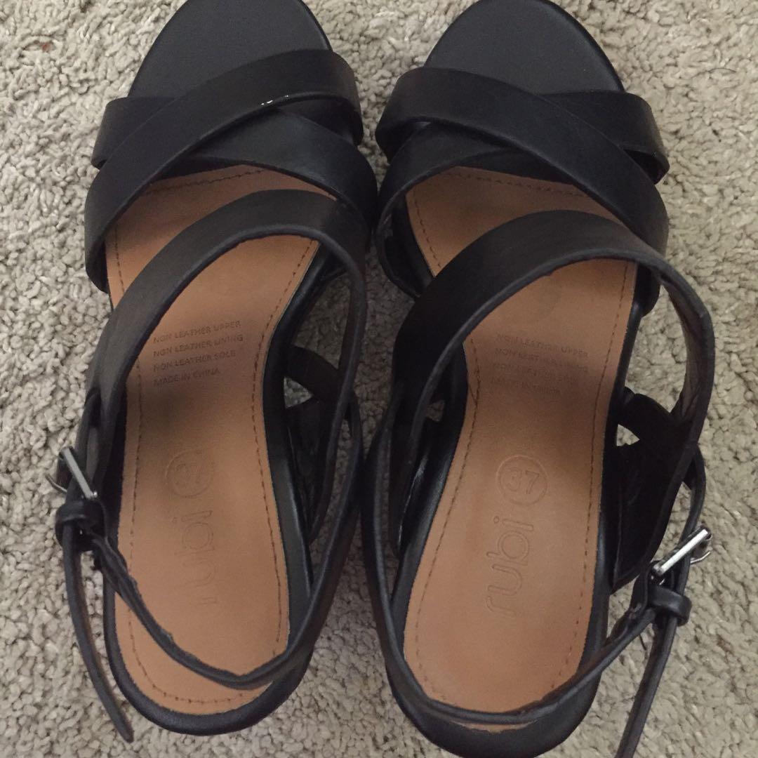 Cotton on wedges outlet