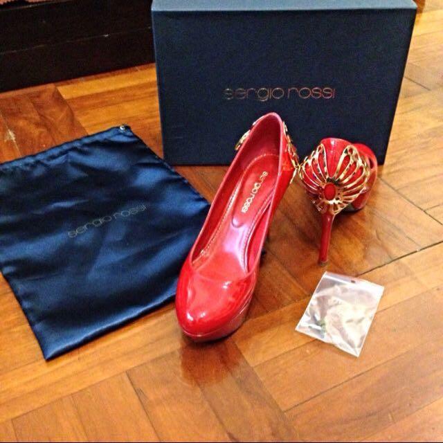 red pumps for sale