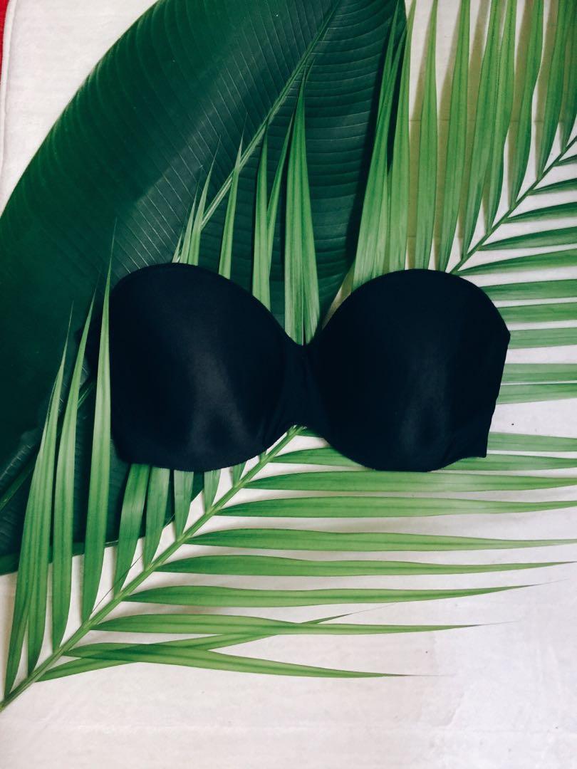 SWIMSUIT TOP STRALPLESS 34DD (Category: Bikinis & Swimsuits) located in Quezon City. Submitted by strangerthings1 (Listing ID 217906274, Image 1). Description: .