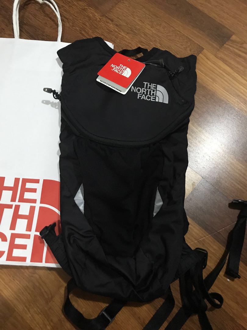 The north face Martin wing LT 6L, Sports Equipment, Sports & Games