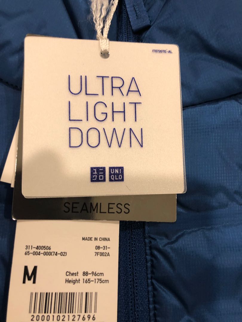 Uniqlo 400506 hotsell