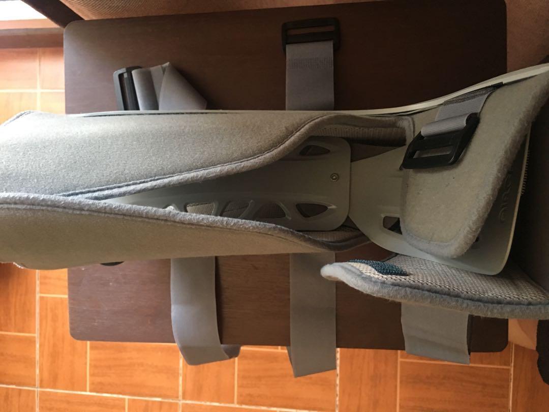 Aircast AirSelect Standard, Men's Fashion, Footwear, Boots on Carousell