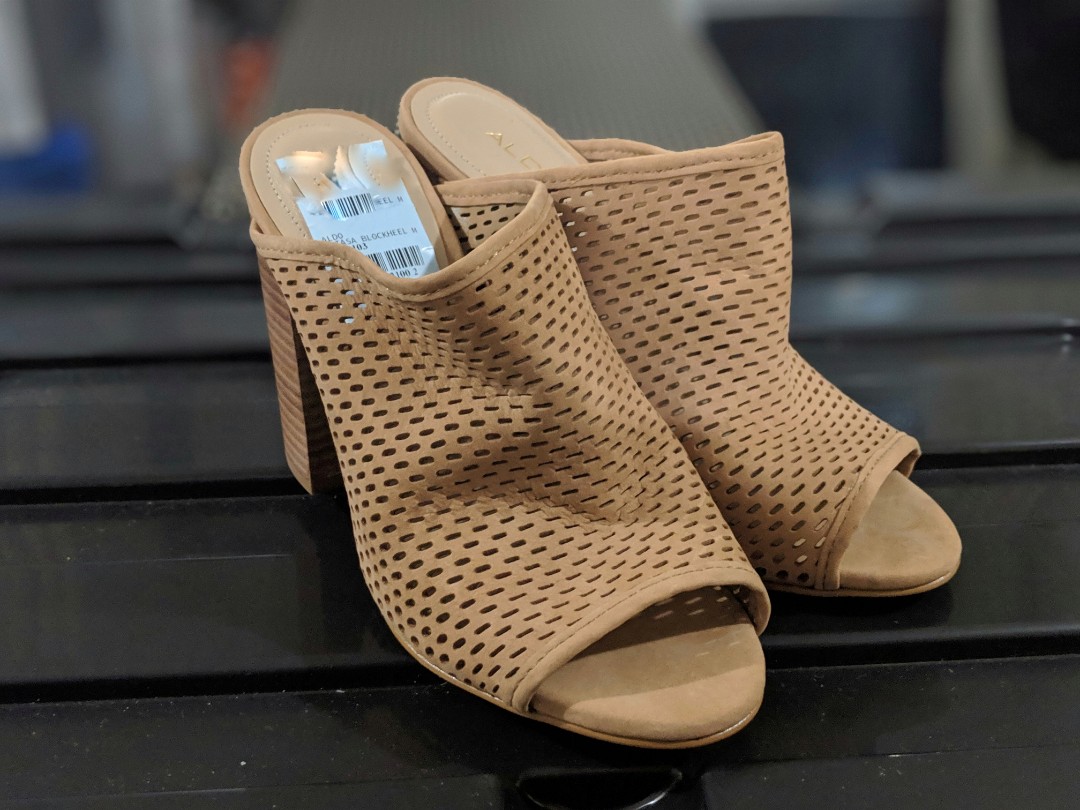 Aldo Women s Thiasa Blockheel Mule Size 5