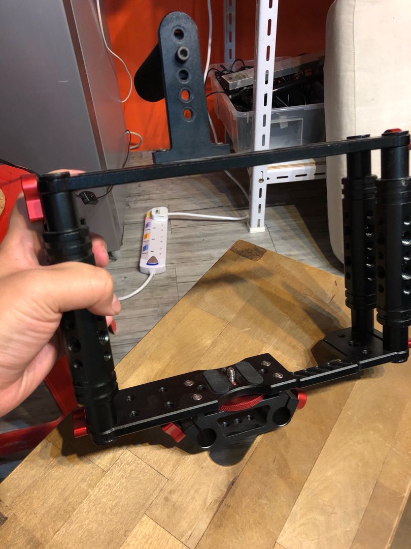 Camera cage and pico micro dolly, Photography, Photography Accessories