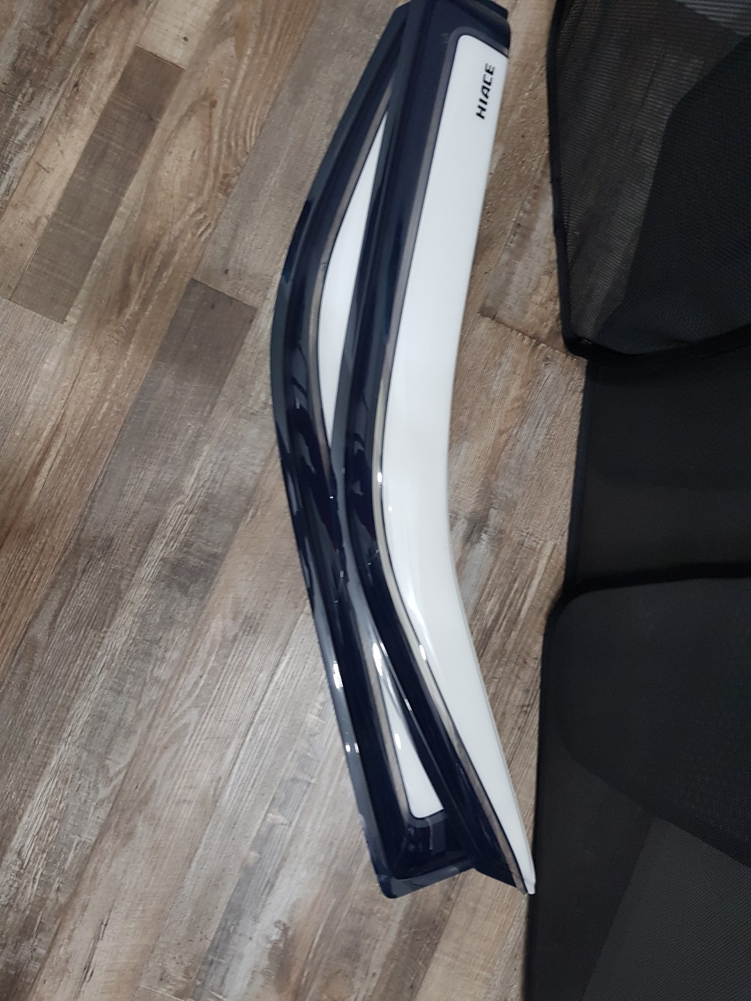 Hiace Rer Window Hiace window visor and rear magnetic shade 4 panel window, Car ...