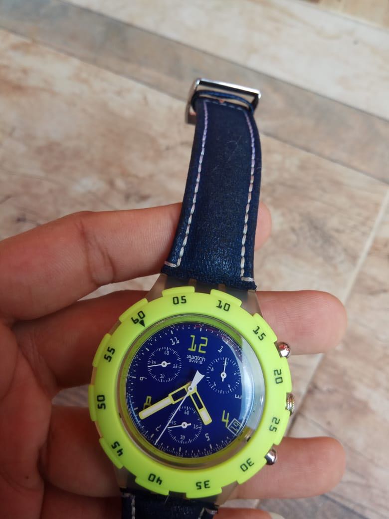 Jam tangan swatch scuba chronograph, Fesyen Pria, Jam Tangan di Carousell