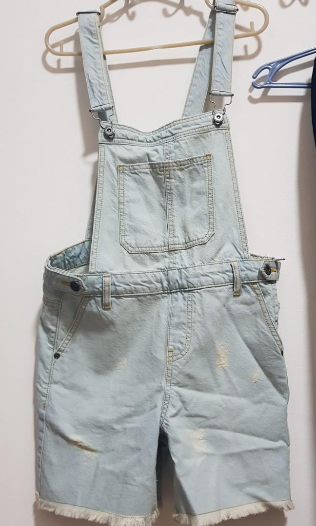 Jumpsuit Baju Monyetan Denim Fesyen Wanita Pakaian Wanita Jumpsuits Di Carousell Aku lalu melepaskan baju atasanku sampai aku bugil. jumpsuit baju monyetan denim