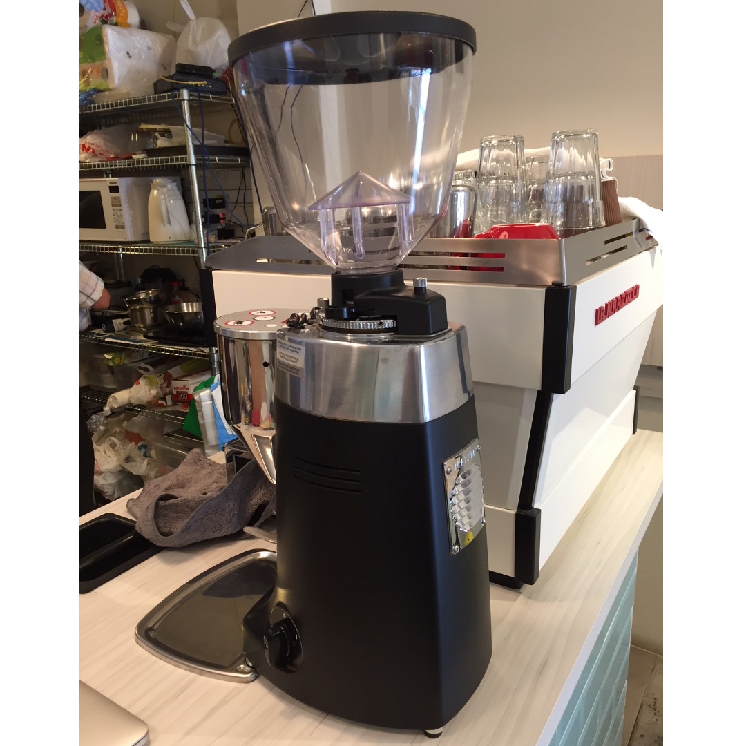 La Marzocco Linea PB 2Group Espresso Machine with Mazzer Kony E