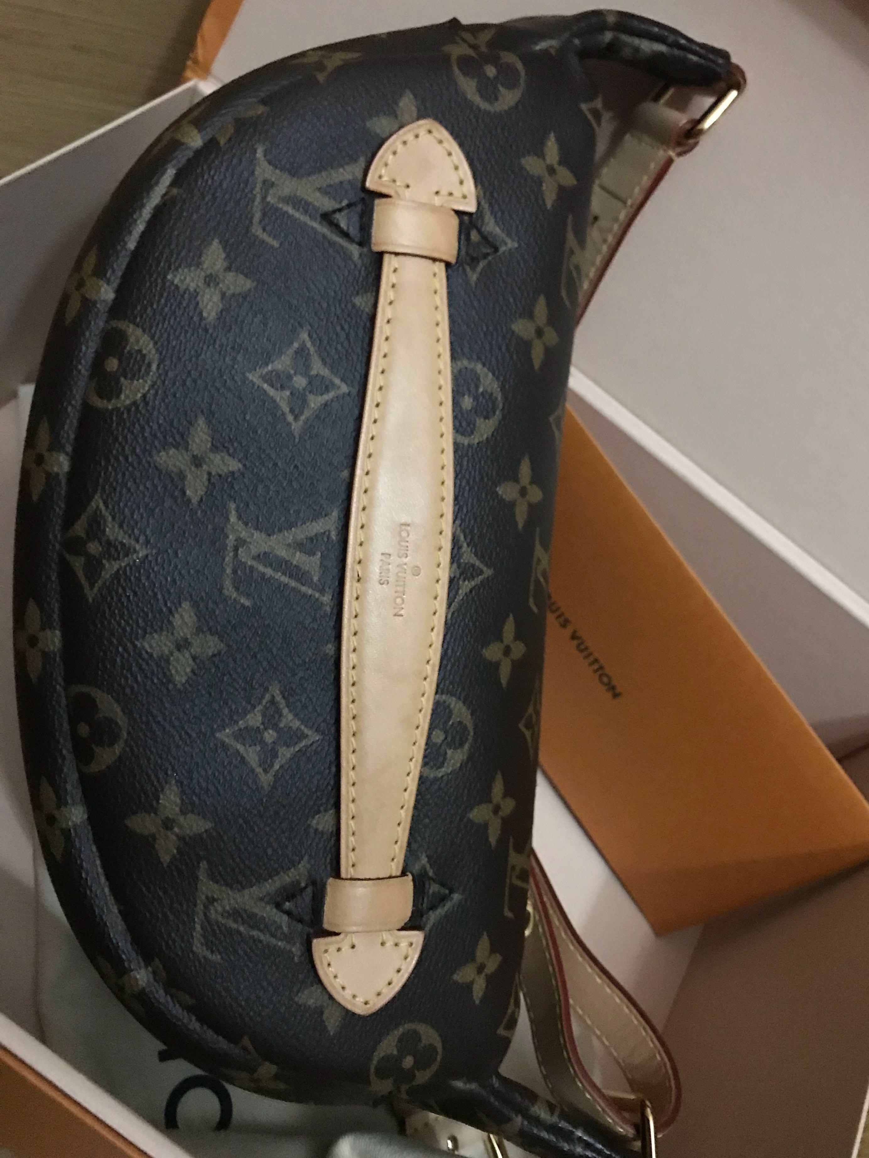 AUTHENTIC Louis Vuitton Monogram! Bumbag Beltbag 2018 (Refurbished) M43828
