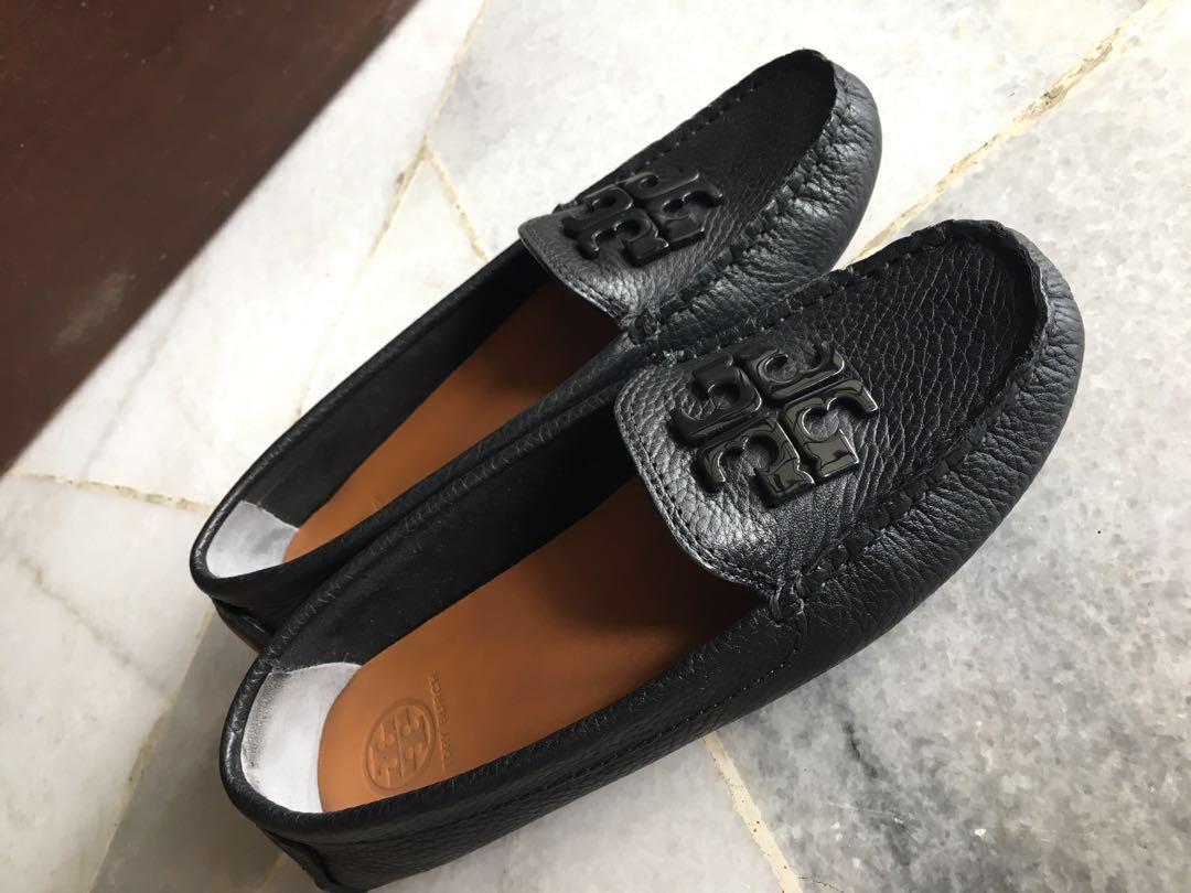 Price reduced] BNIB Authentic Tory Burch Lowell 2 Driver Tumbled Leather  Loafers Shoes, Women's Fashion, Footwear, Loafers on Carousell