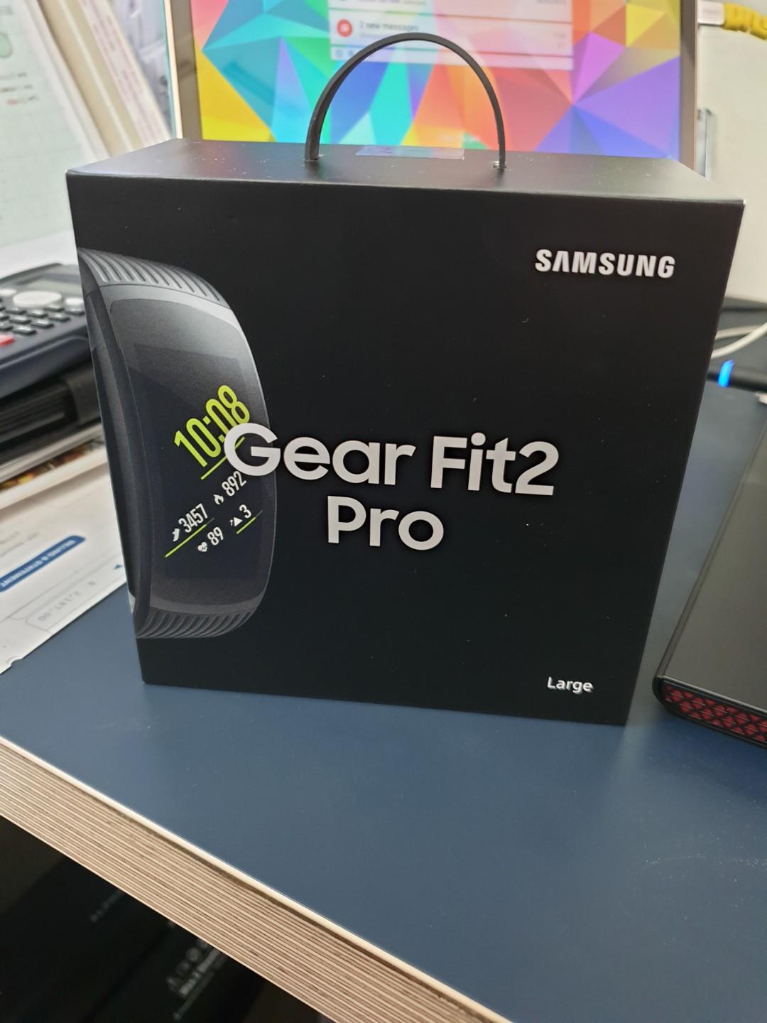 samsung gear fit 2 pro box