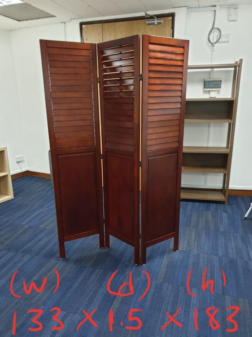 V Hive Lourve Wooden Folding Screen Room Divider Furniture Others On Carousell
