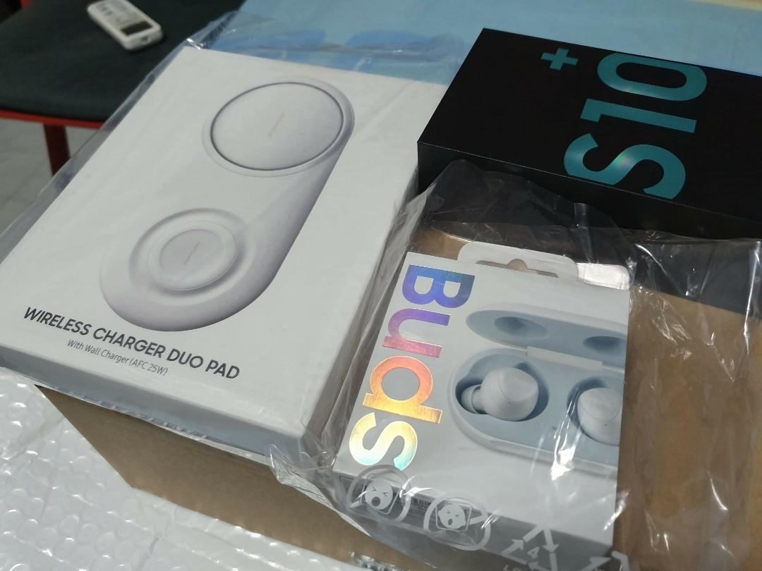 Sealed Samsung Galaxy Buds Charger Duo Pad White Mobile Phones Tablets Mobile Tablet Accessories Mobile Accessories On Carousell