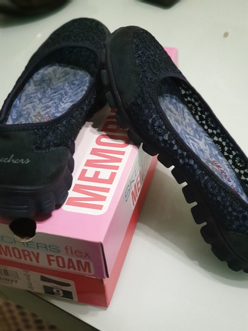 skechers flex memory foam