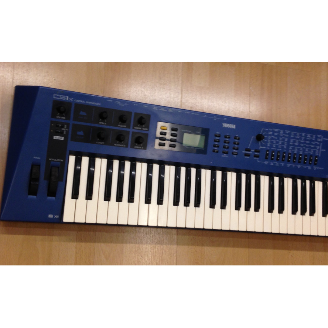 Yamaha CS1X Vintage first Analog Emulation Synthesizer Very good
