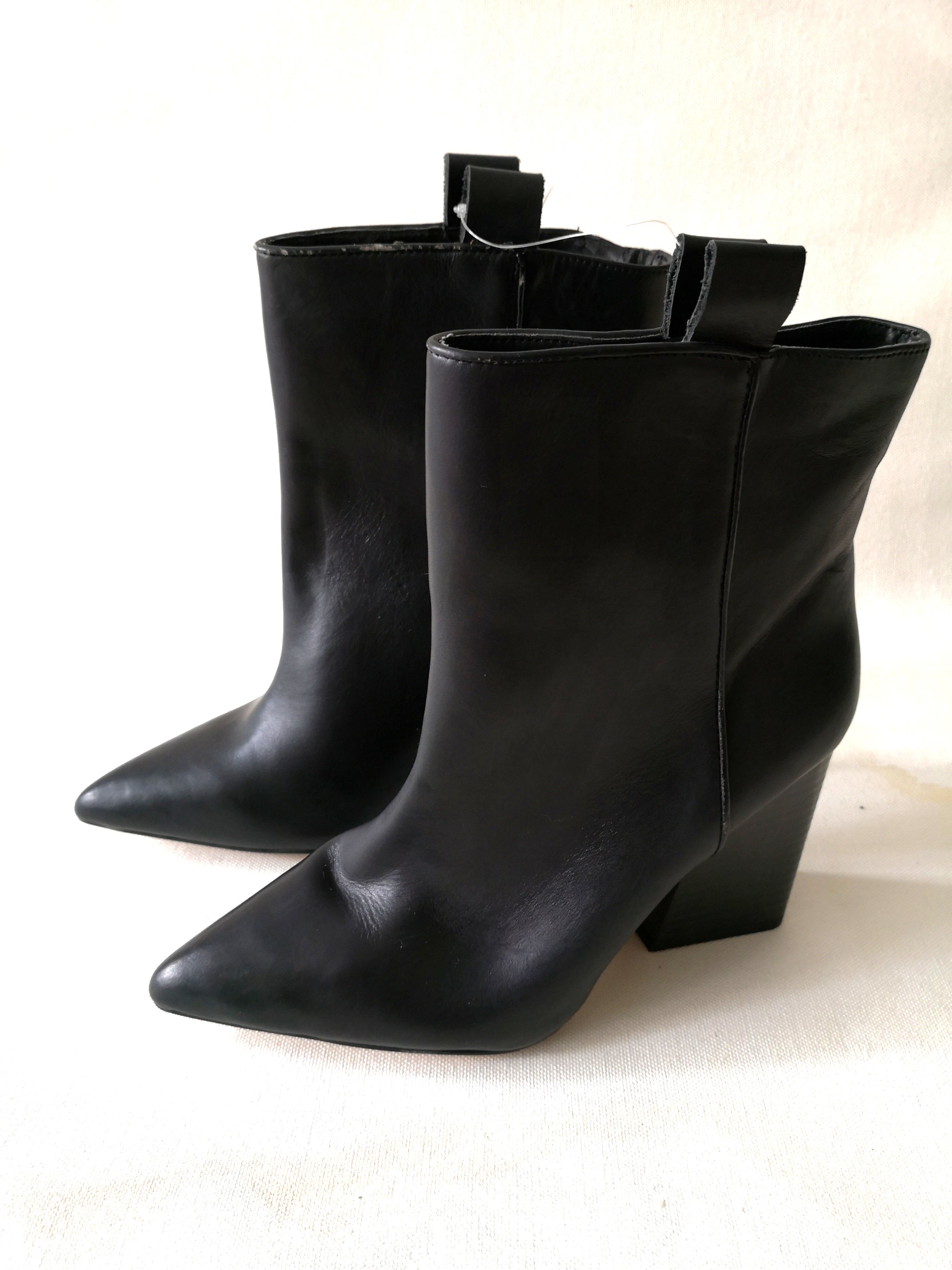 Zara Basic collection ladies boots 