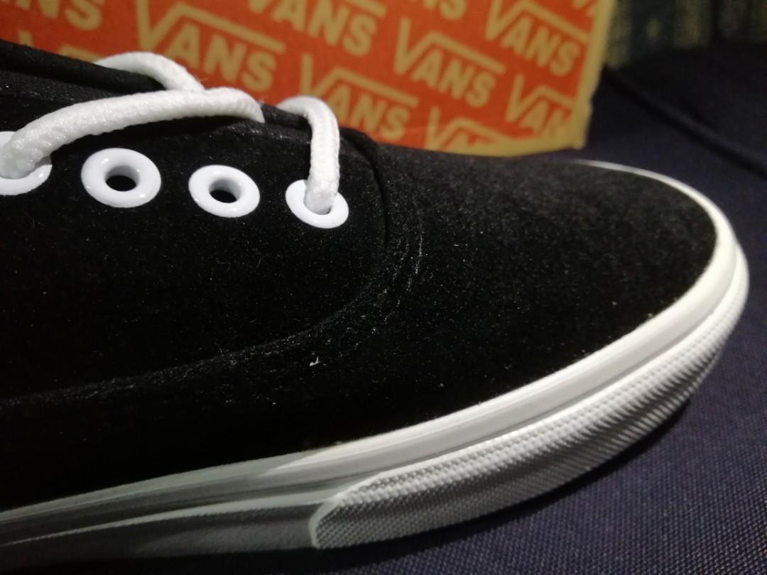 vans gamuza black