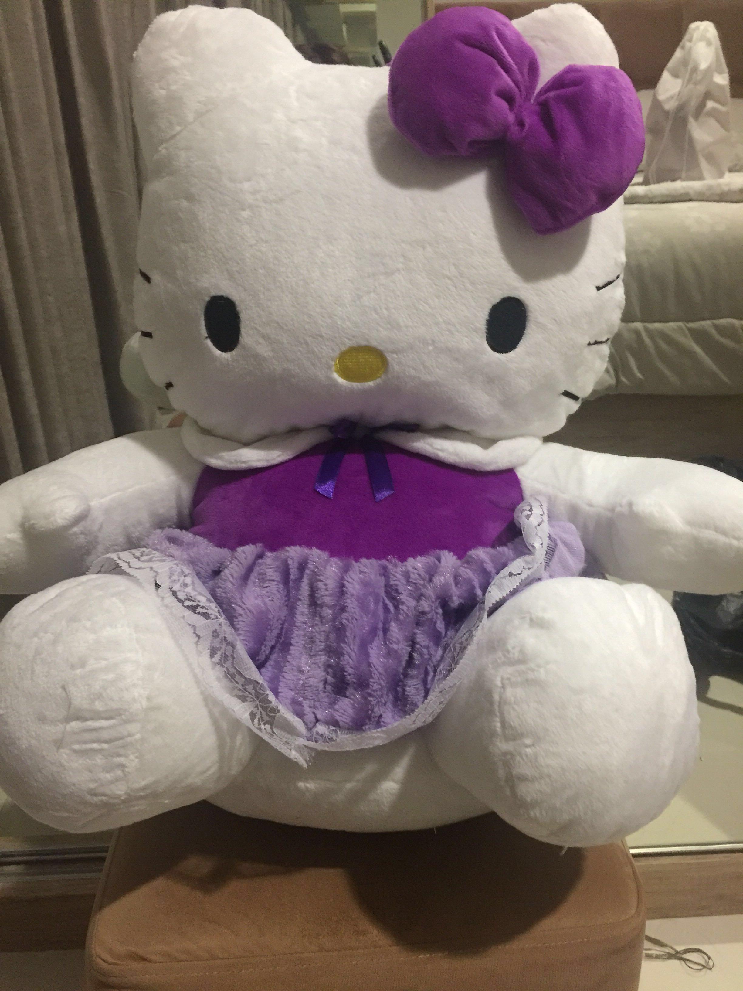 Boneka Hello Kitty Jumbo Toys Collectibles Toys On Carousell