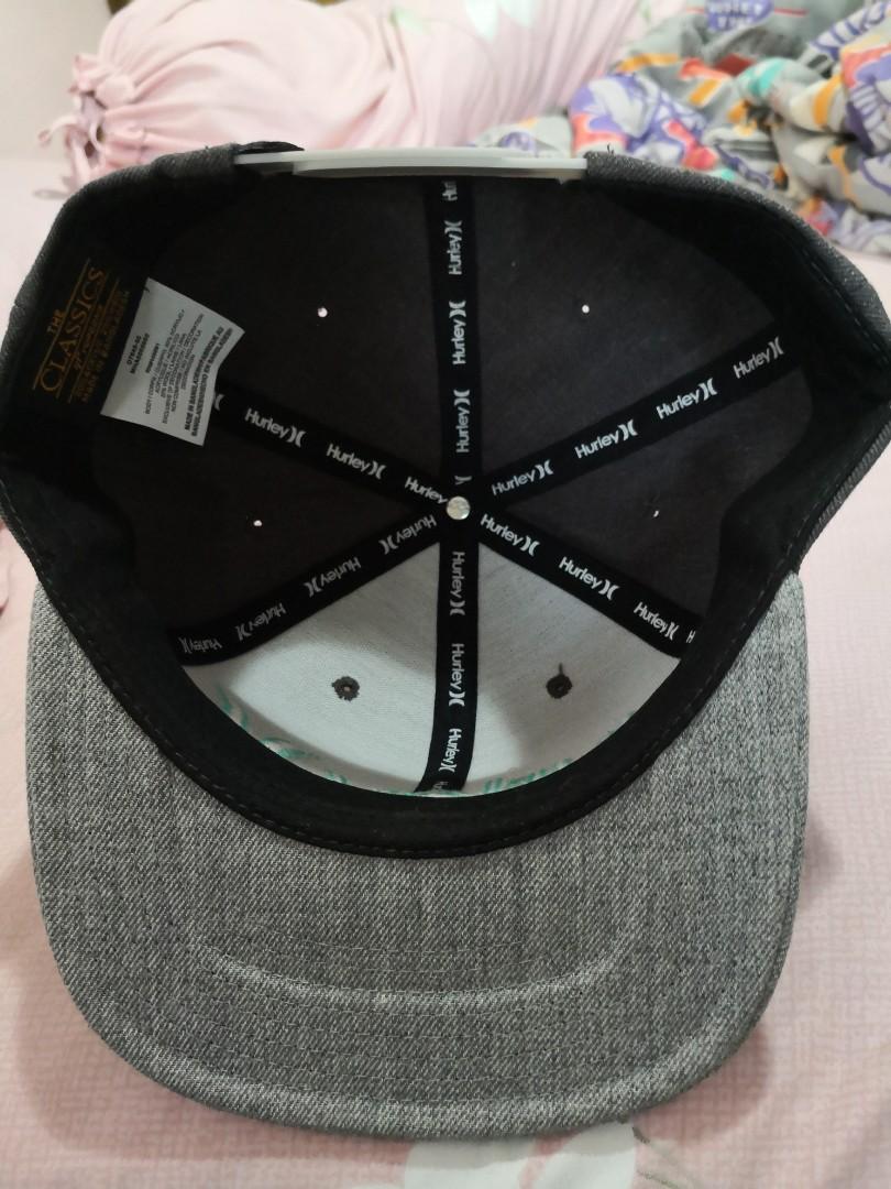 Hurley The Classics Snapback Cap Women S Fashion Watches Accessories Hats Beanies On Carousell