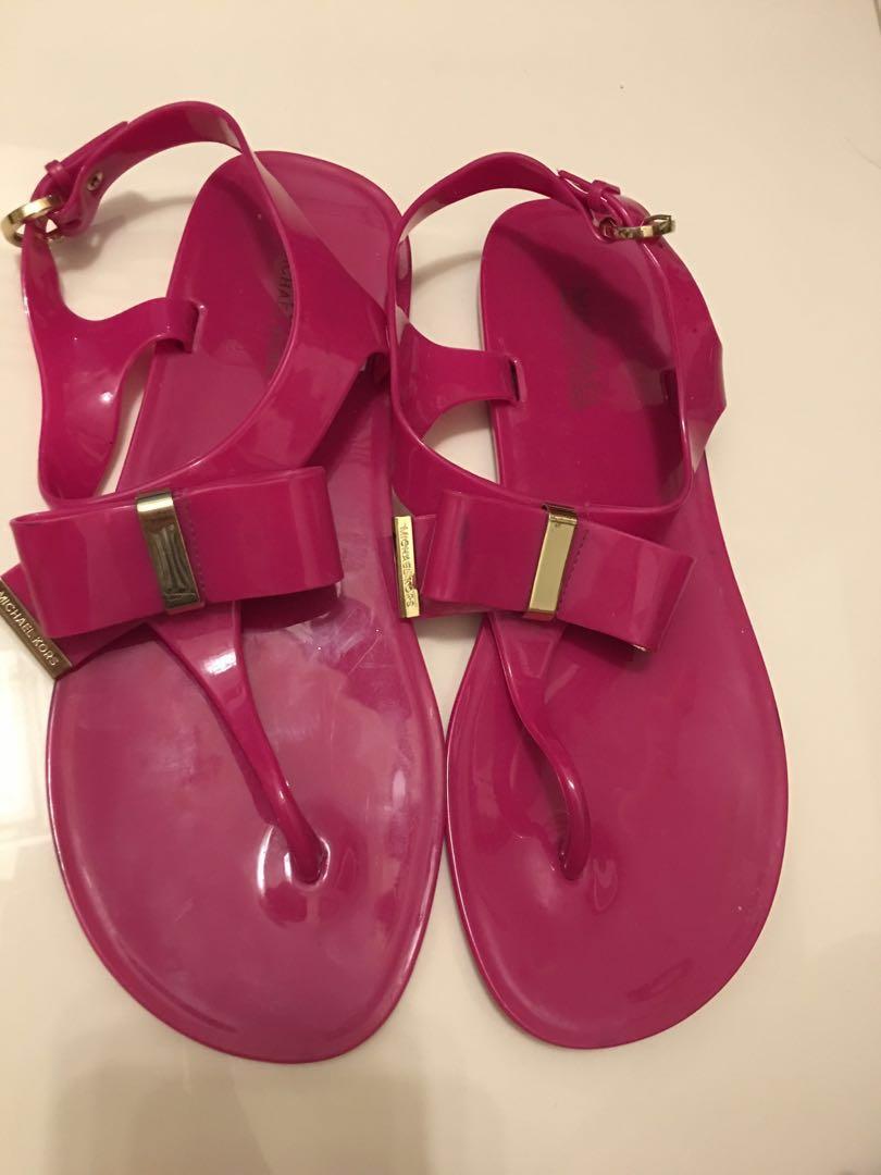 Michael Kors Jelly Sandals Pink, Women's Fashion, Footwear, Sandals on  Carousell