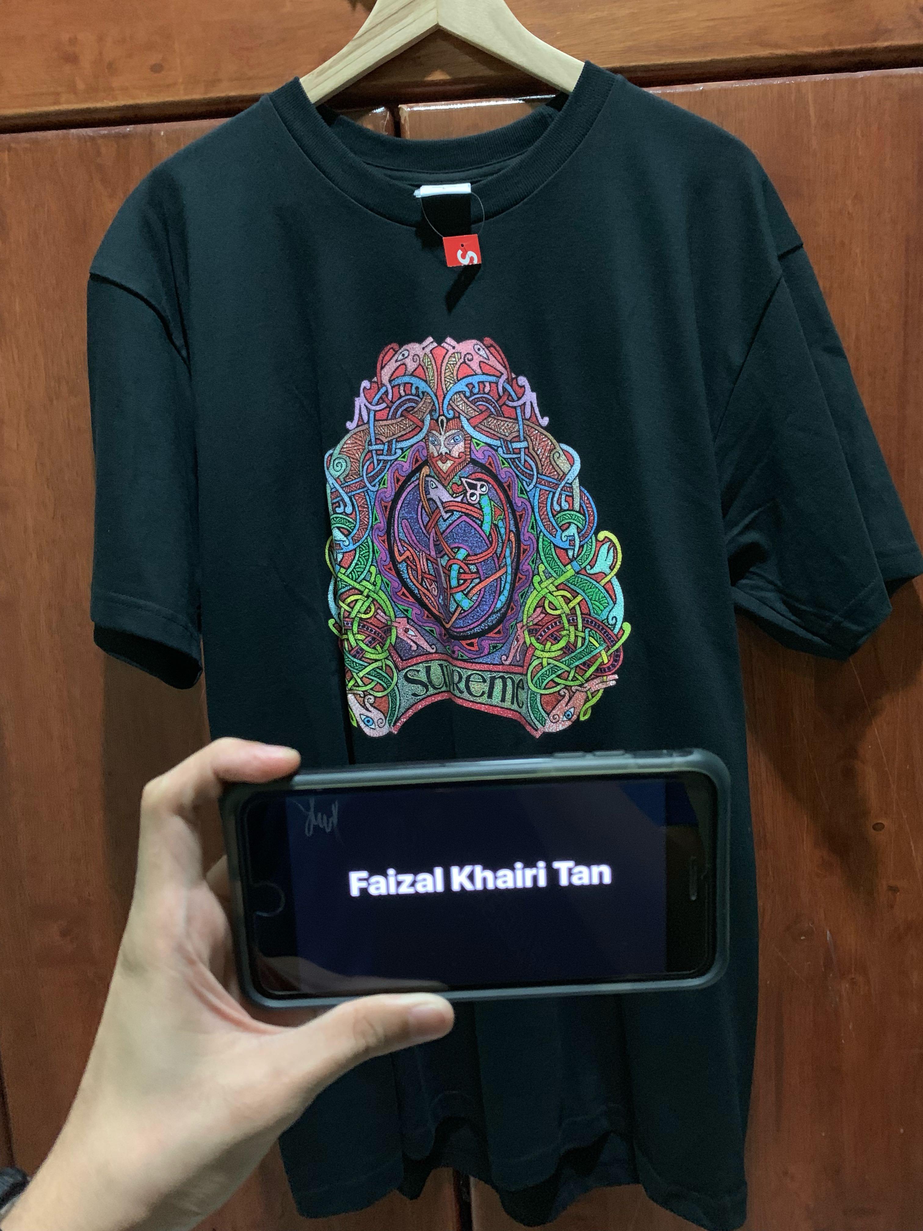 supreme knot tee