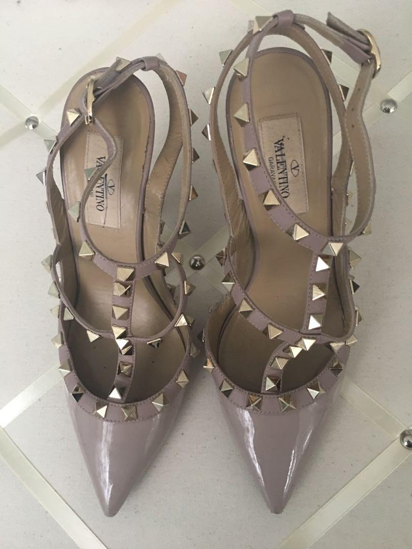 Valentino rockstud sales damaged
