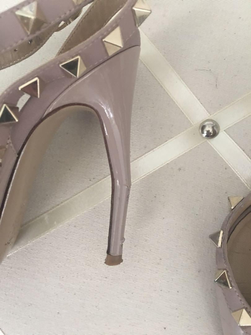 Valentino Rockstud Nude heels size 36 damaged Women s Fashion