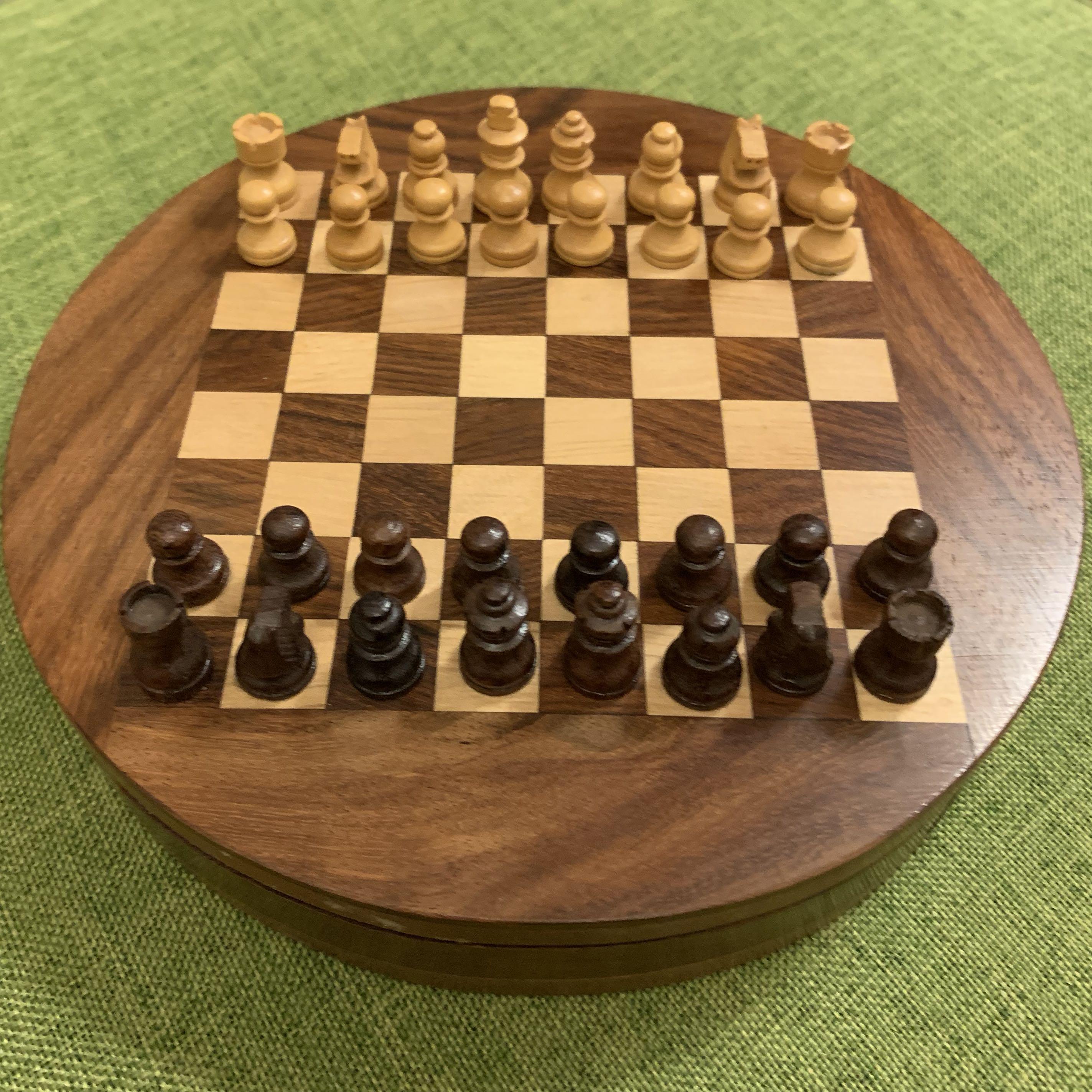 半額セール Wooden Handmade Chessboard Chess Pieces Magnetic Chess Set Round High End Solid Wood Chess Pieces Round Magnetic Internationa 販売公式 Www Kmcthmct Org