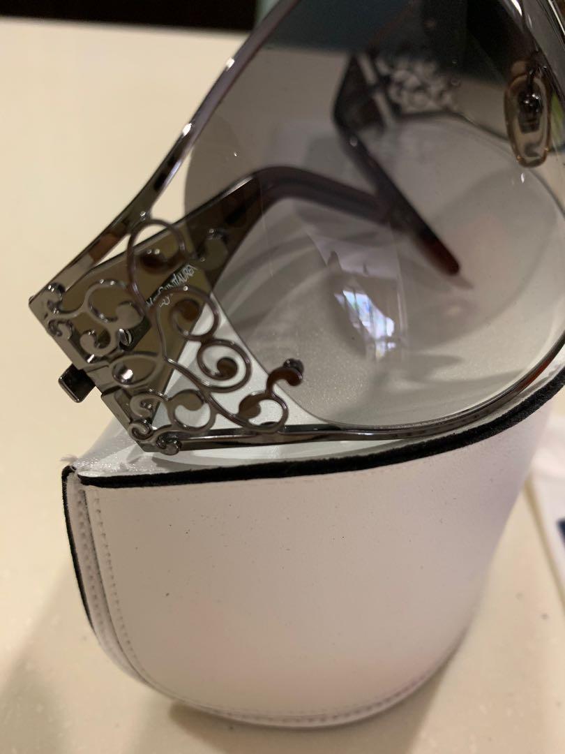 YSL Sunglasses (Category: Sunglasses & Eyewear) located in Singapore. Submitted by roselai23 (Listing ID 218168814, Image 2). Description: Pristine condition Sunglasses with box. Used only 1-2 times Very good condition without scratches. My loss is yr gain .