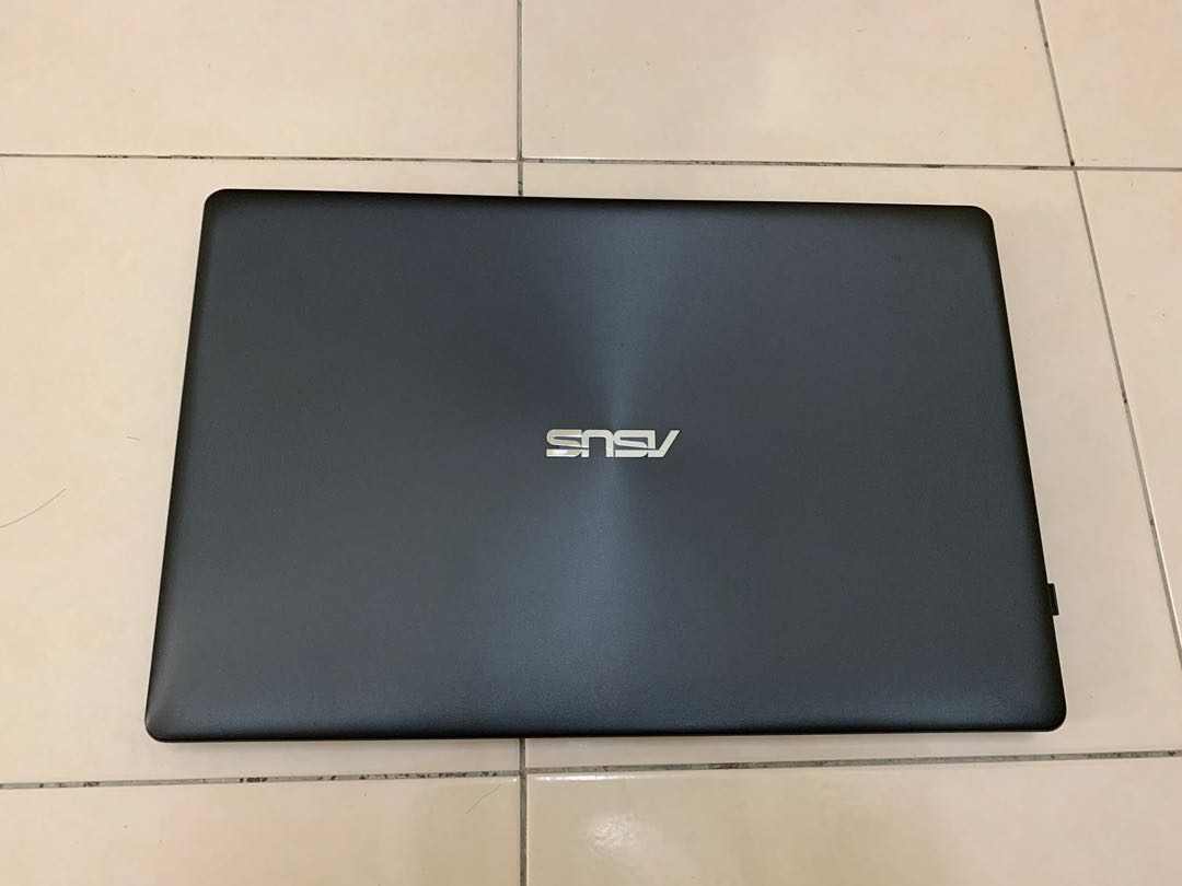 Asus Laptop X550Z (3 years Harvey Norman warranty), Computers & Tech