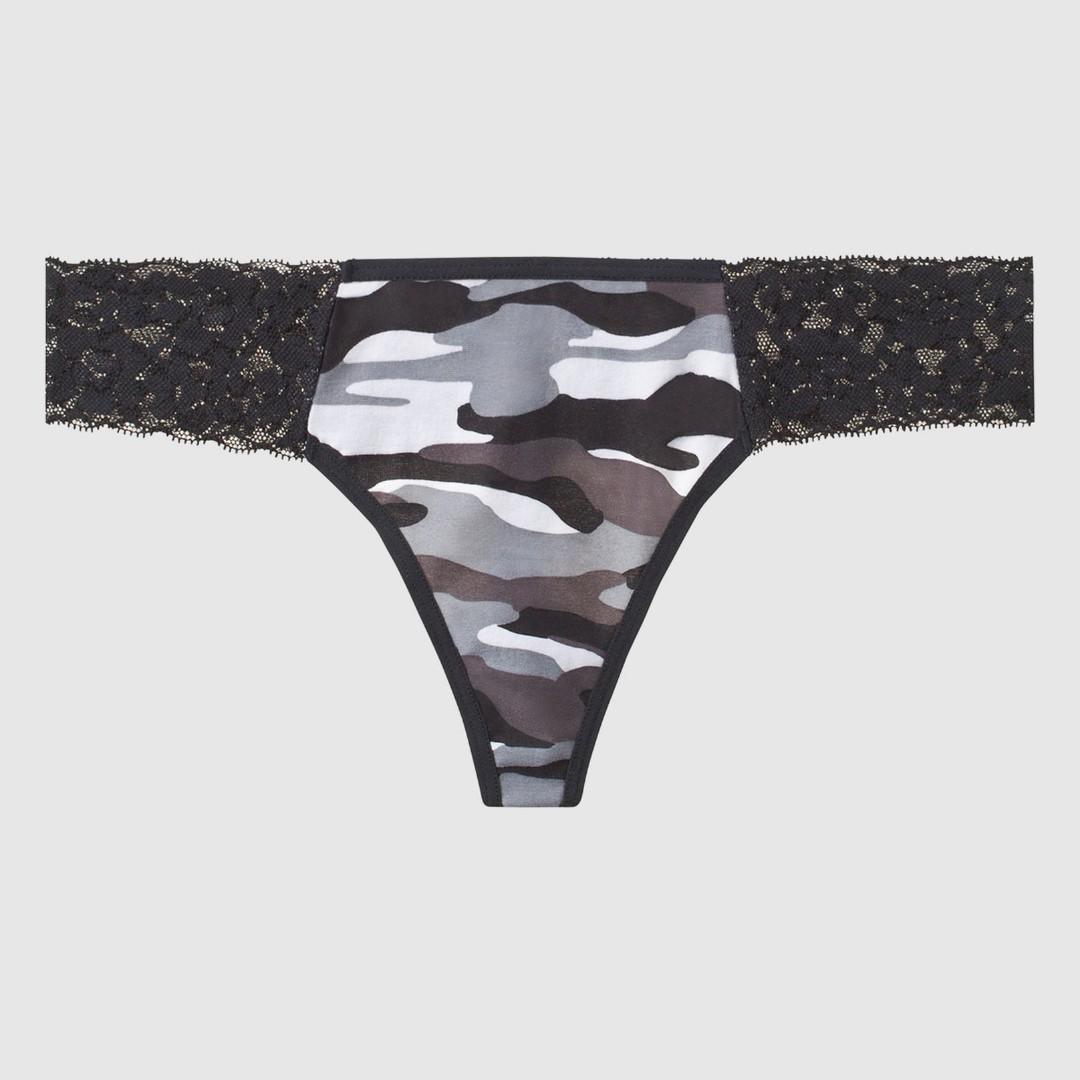 camo thongs