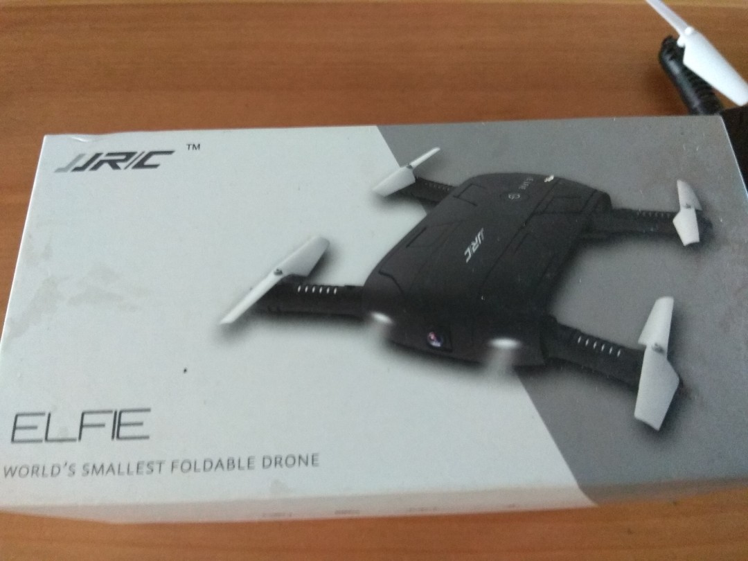 elfie world's smallest foldable drone