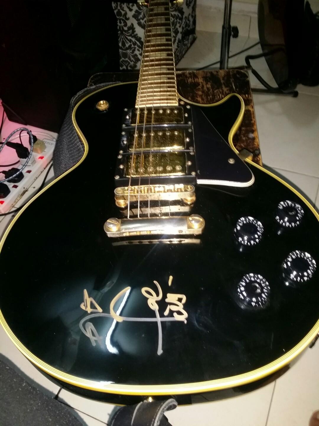 Gibson Lespaul Custom With Signature Joe Wings Music Media Music Instruments On Carousell