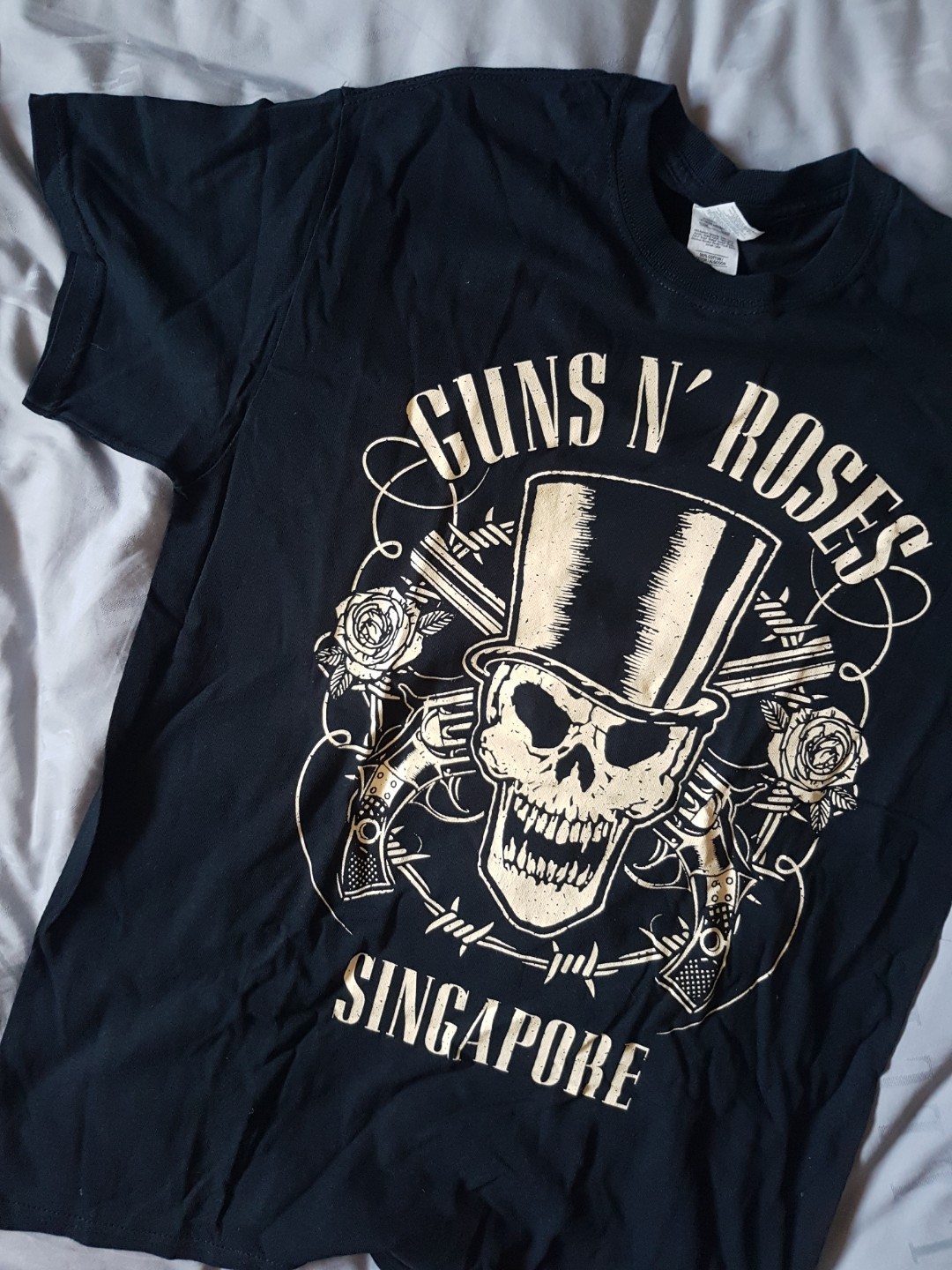 GUNS N' ROSES TOUR TEE (SINGAPORE), Men's Fashion, Tops & Sets, Tshirts