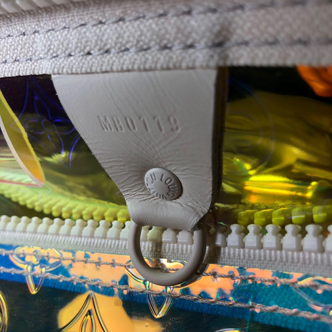 Louis Vuitton Monogram Keepall Bandouliere 50 Iridescent Prism - Clear  Weekenders, Bags - LOU609641