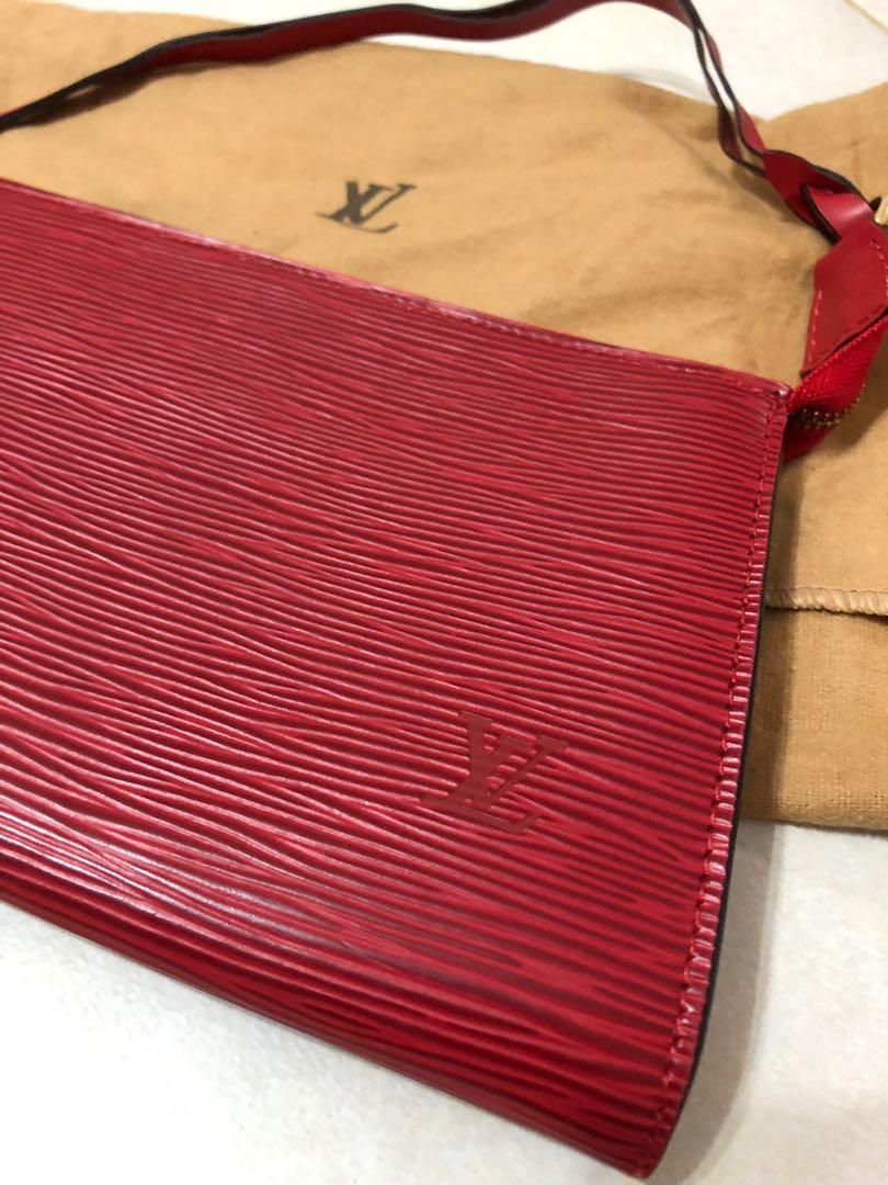 louis vuitton red clutch