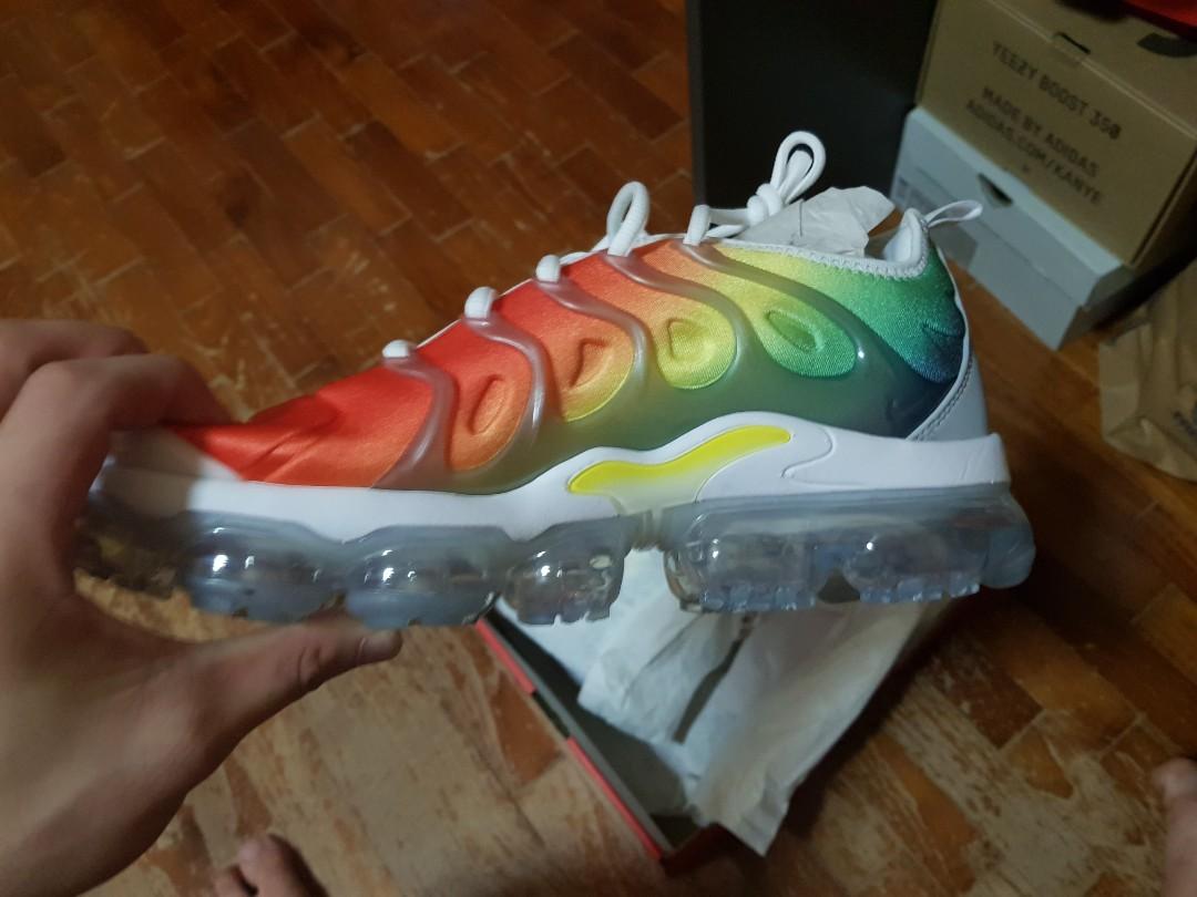 Rainbow outlet air vapormax