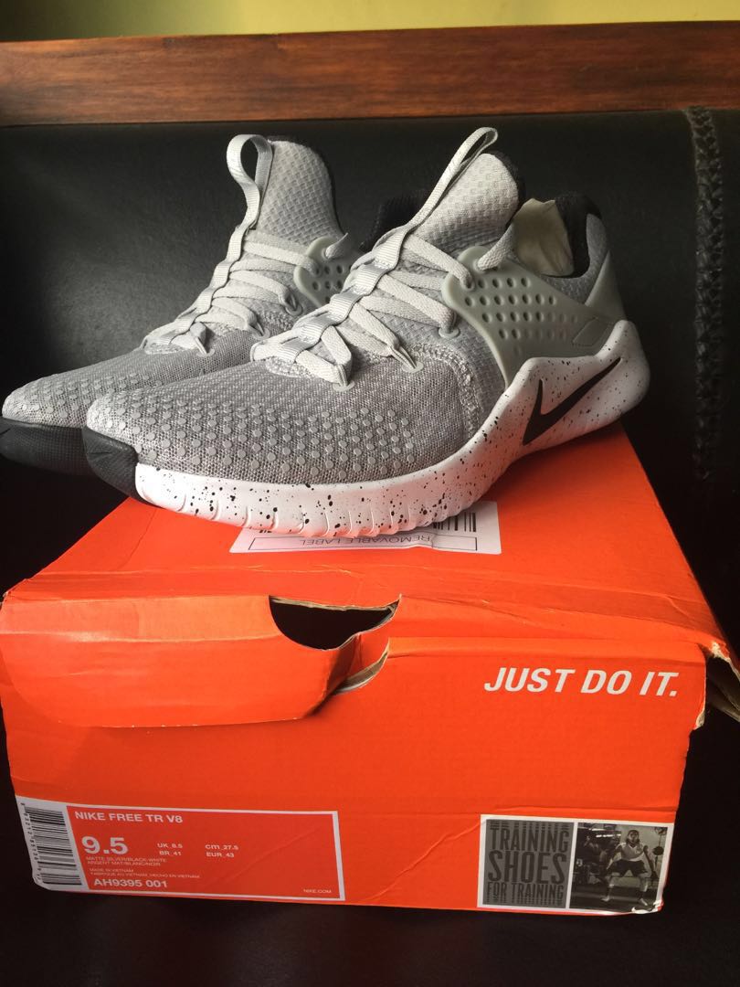 Nike free tr v8 on feet 2025