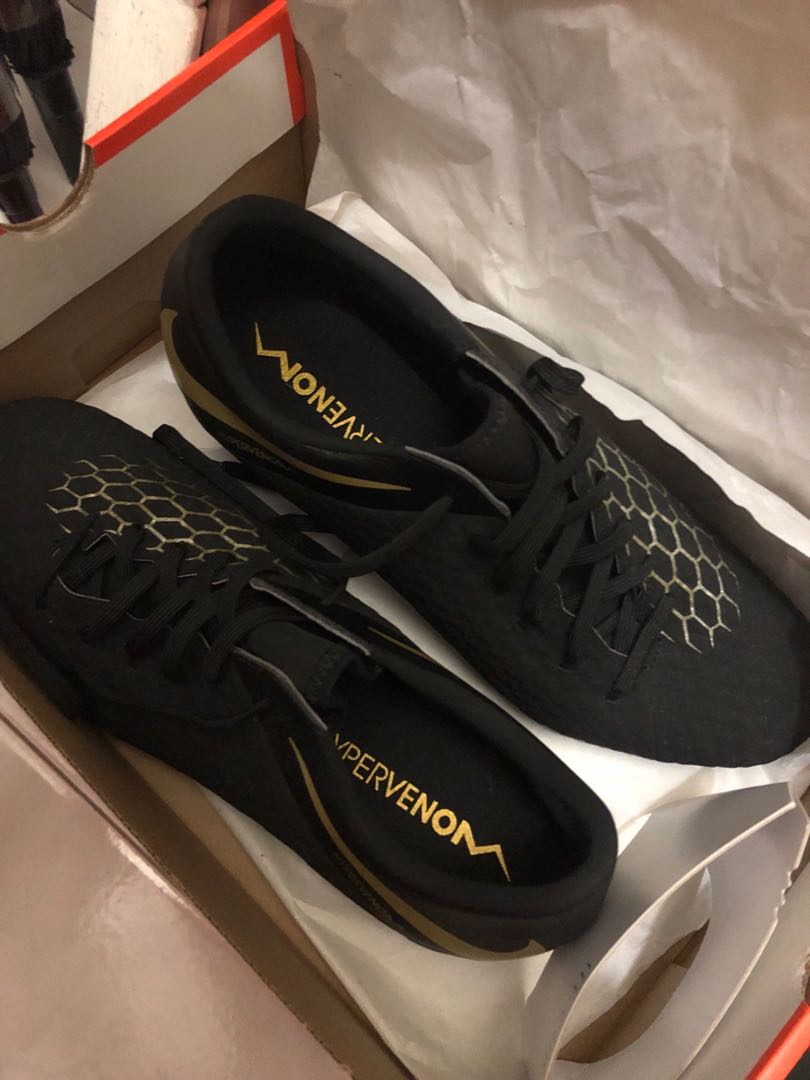 nike hypervenom black and gold
