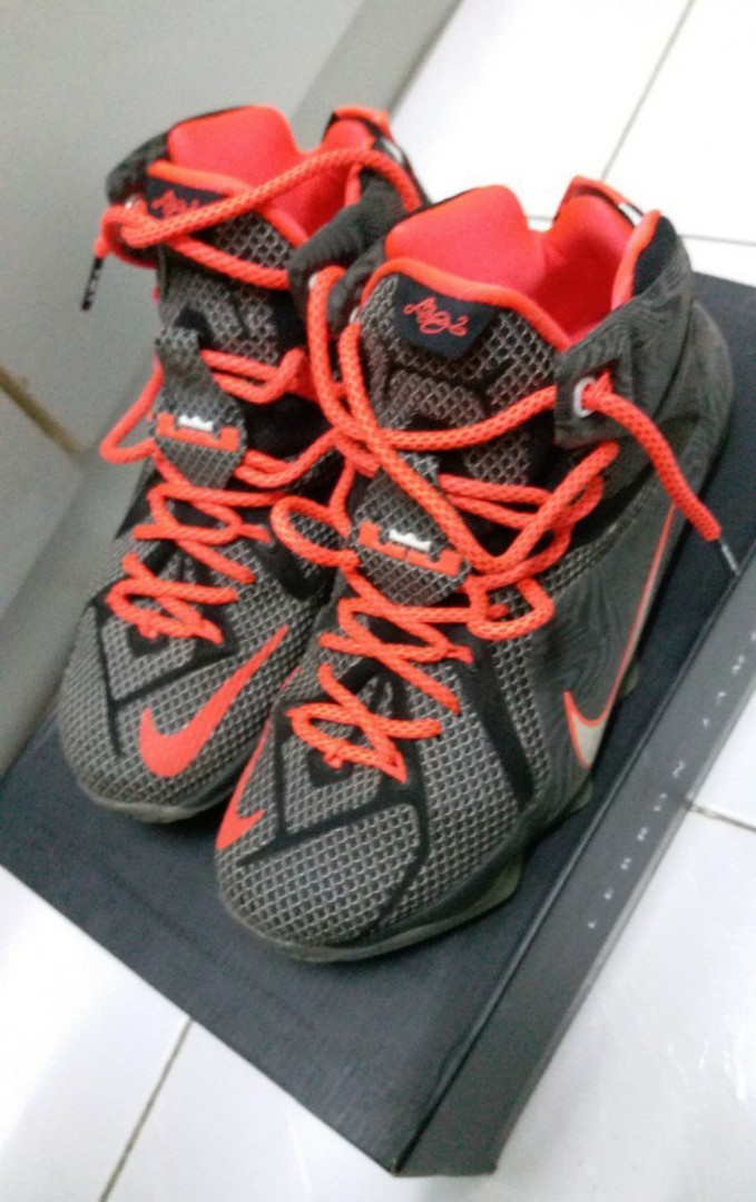 lebrons xll