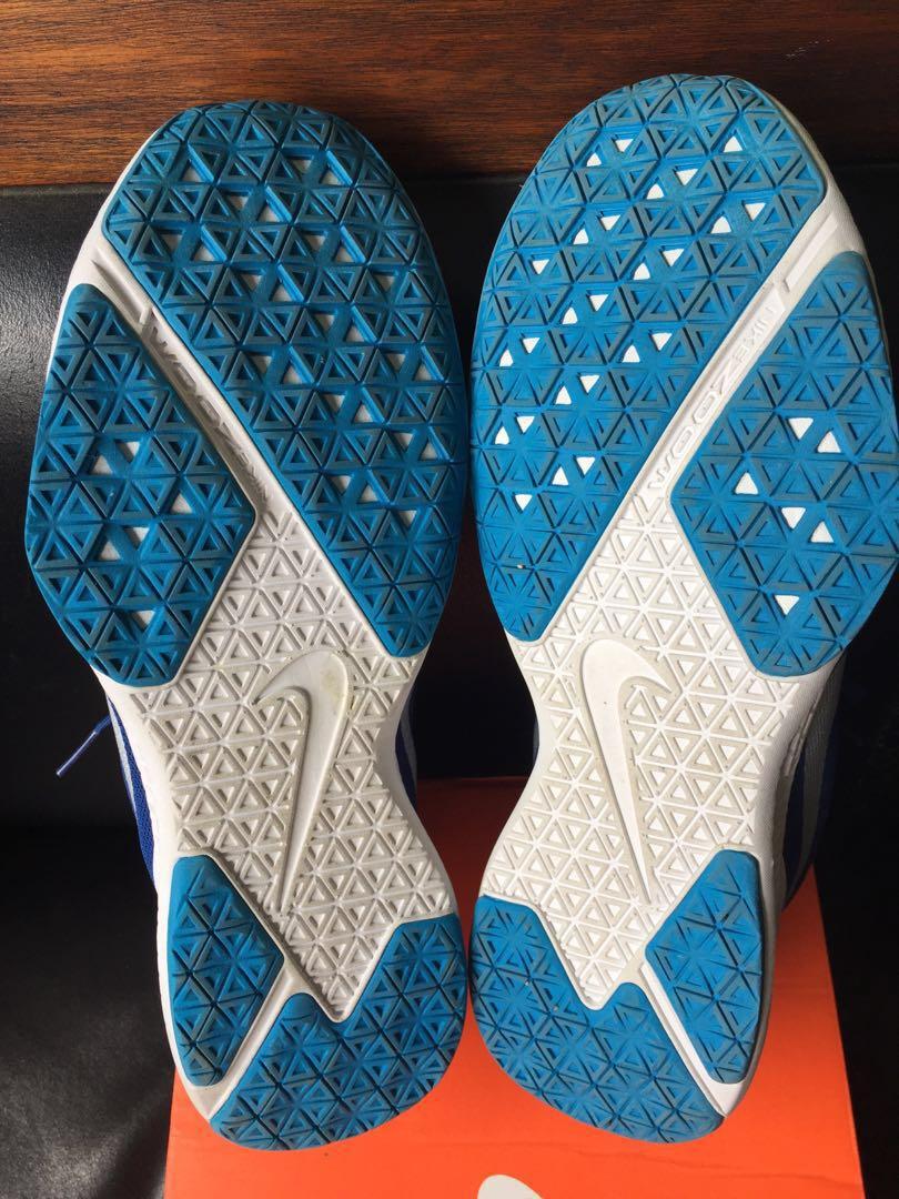 NIKE ZOOM DOMINATION TR US SZ 9.5 Women s Fashion Footwear Sneakers on Carousell