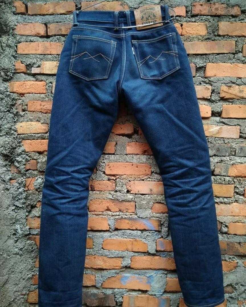 Sageseesmore 6th Anniversary Special The Everest 25oz Fesyen Pria Pakaian Bawahan Di Carousell Sageseesmore 6th Anniversary Special The Everest 25oz Fesyen Pria Pakaian Bawahan Di Carousell