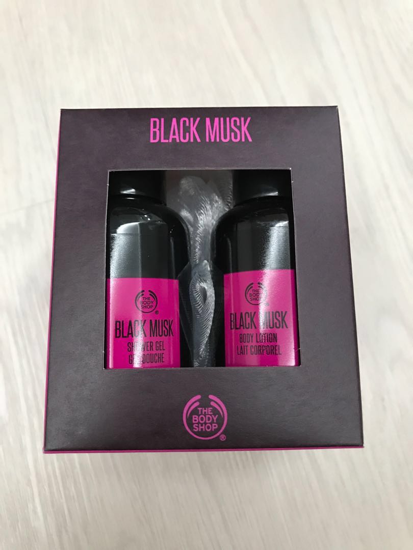the body shop black musk body lotion