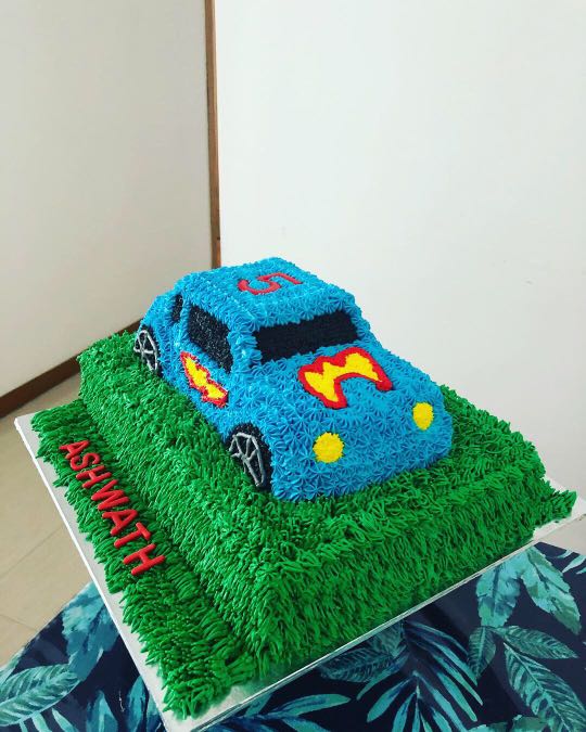 3d Car Cake Food Drinks Baked Goods On Carousell